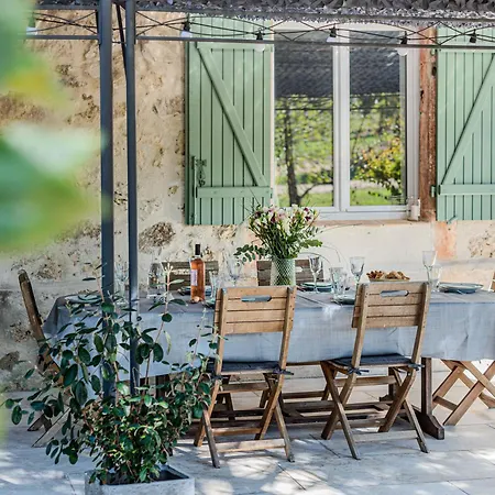 Domaine Des 4 Mas - La Howlite - Le Larimar - L'amazonite Holiday home *